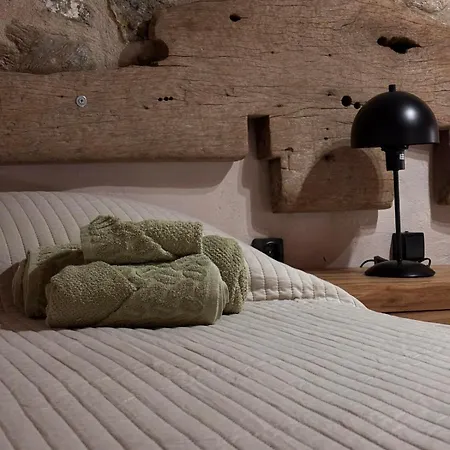 Villa Sole & Pietra Luxury Linopotis