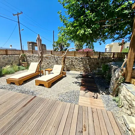 Villa Sole & Pietra Luxury Linopotis